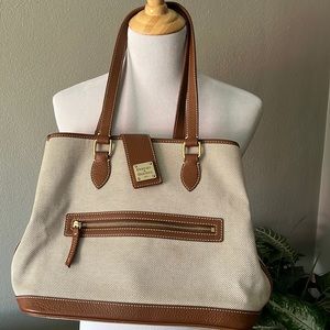 Dooney & Bourke purse